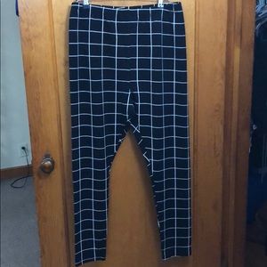 Checkered leggings